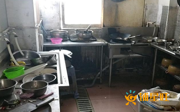 (转让) 低价急转餐饮店深圳宝安石岩塘头
