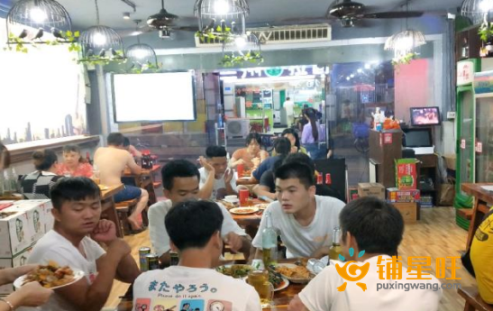 (转让) 临街旺铺，招牌大气，烧烤美食街