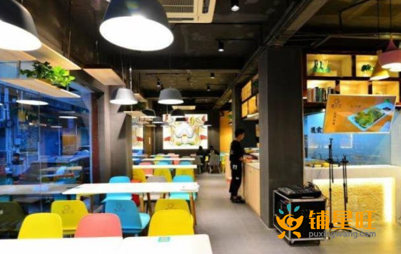 (转让) 多门餐饮店转让！精装