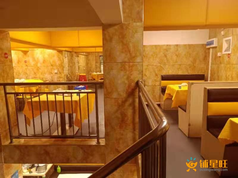 坪洲地铁站径贝村大门口双层餐饮整转
