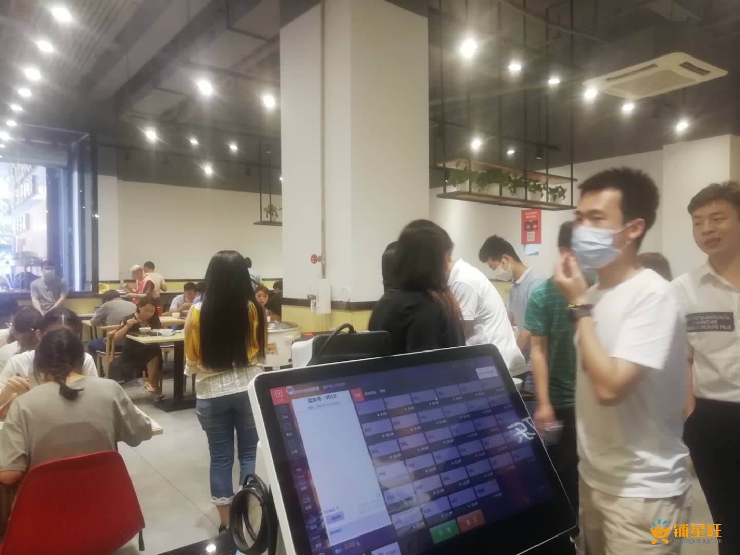 福田八卦岭地铁口快餐店转让
