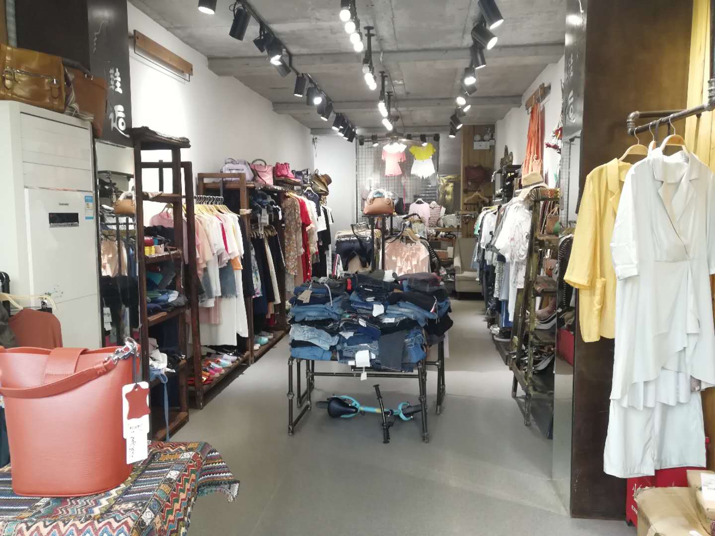 龙华民治临街旺铺转让