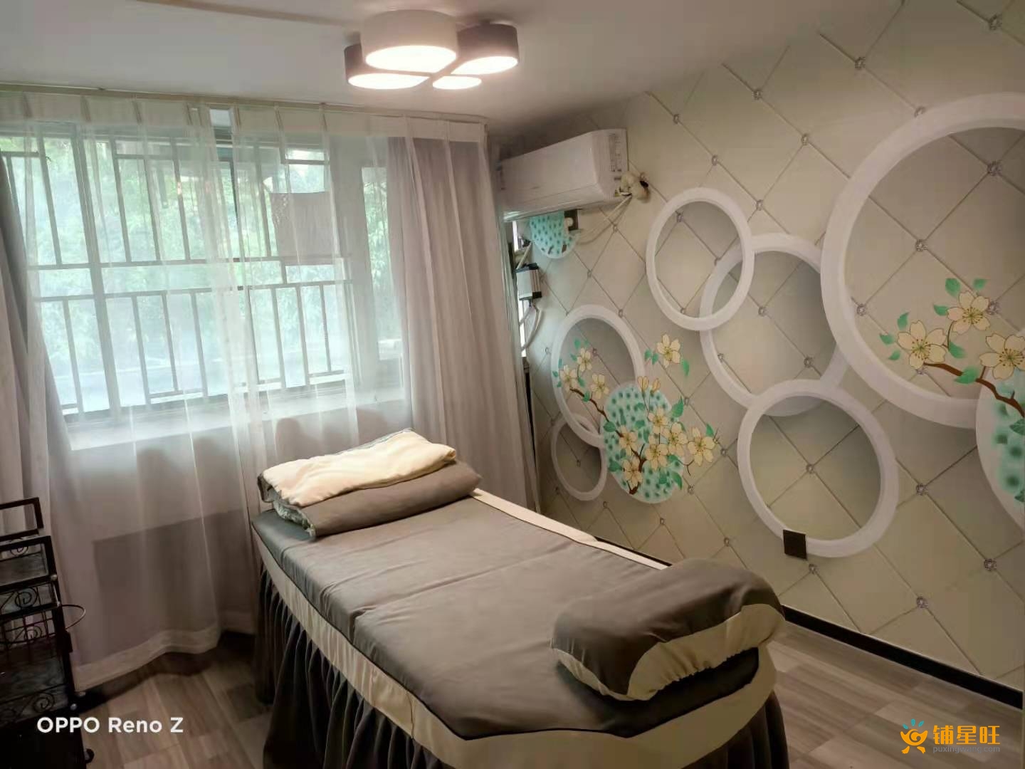 龙岗中心城美容美甲店转让