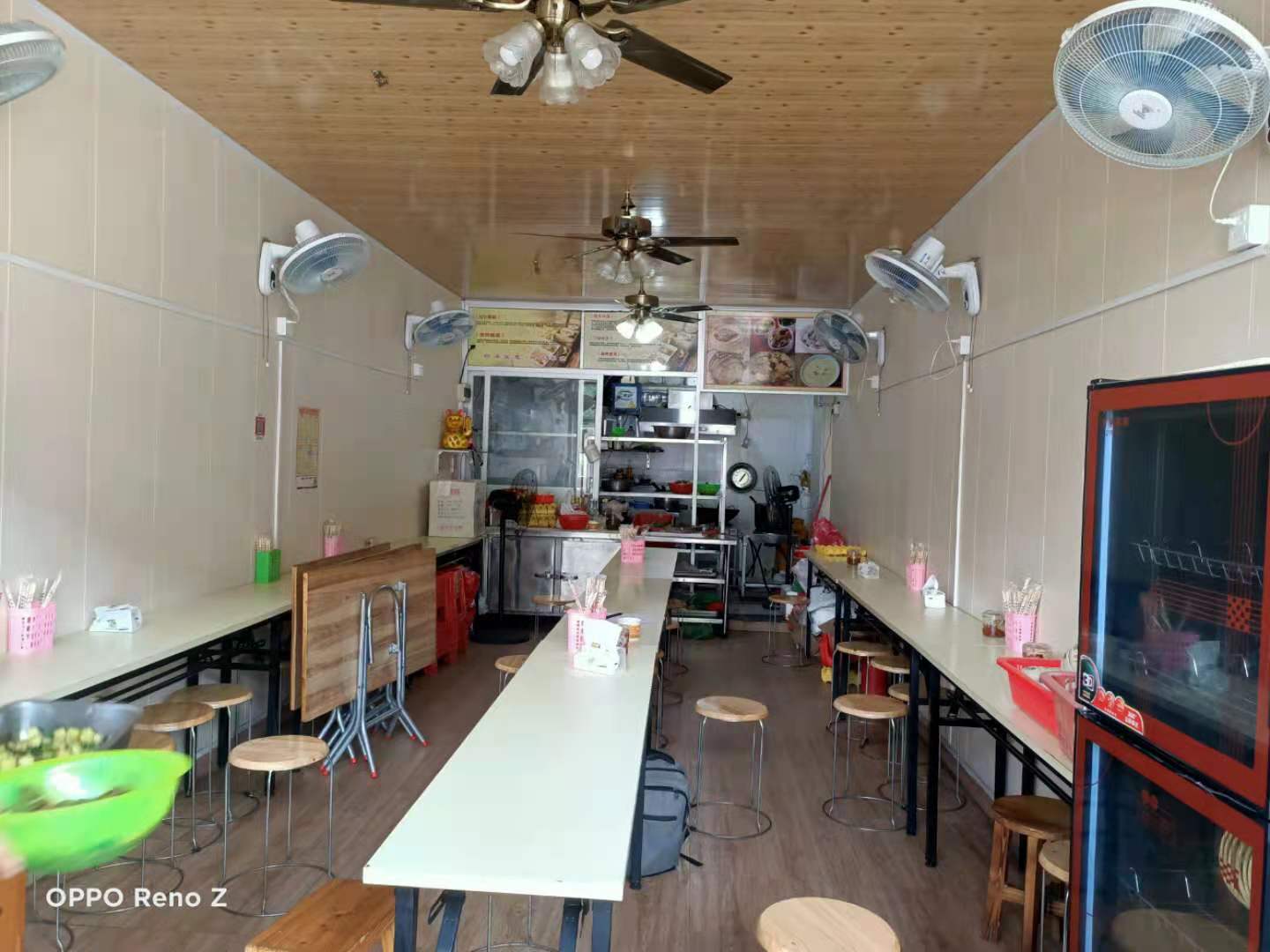 光明万人工业园快餐店转让