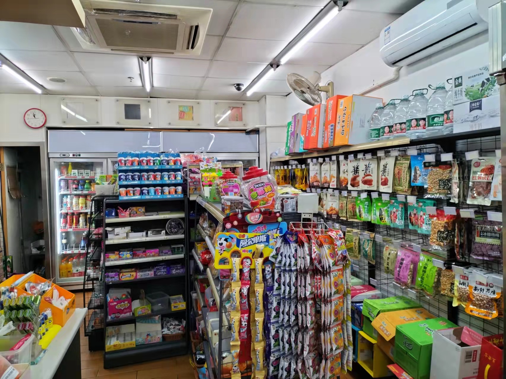 西乡盈利中连锁便利店转让
