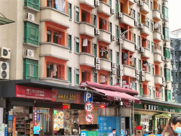 龙华中心区餐饮店转让（可外摆）