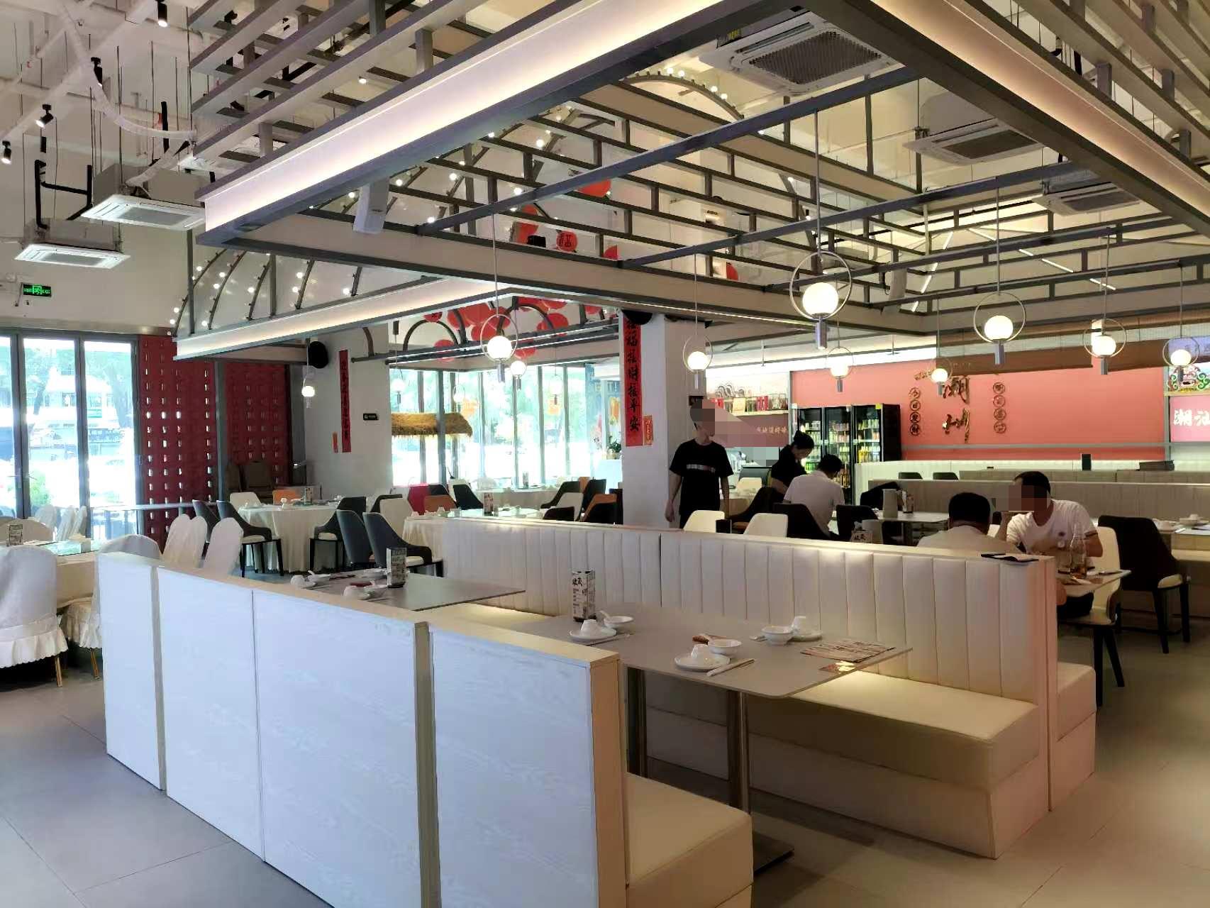 宝安西乡高档海鲜餐厅转让