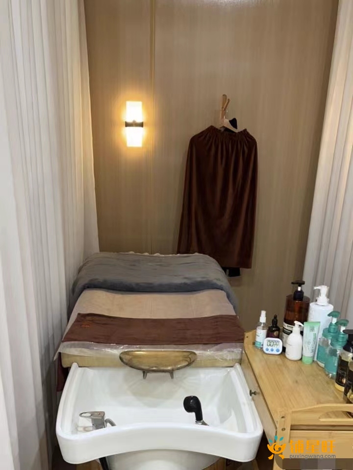 宝安新安地铁口旁头疗养生馆转让