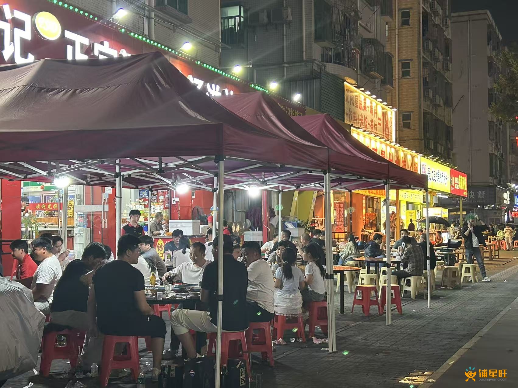 塘尾夜宵街大外摆餐饮铺转让